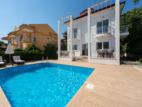 gece  -  Kasım
  | Fethiye Ovacık’ta 4 Kişilik Villa, Jakuzi ve Özel Havuz ile Keyifli Tatil